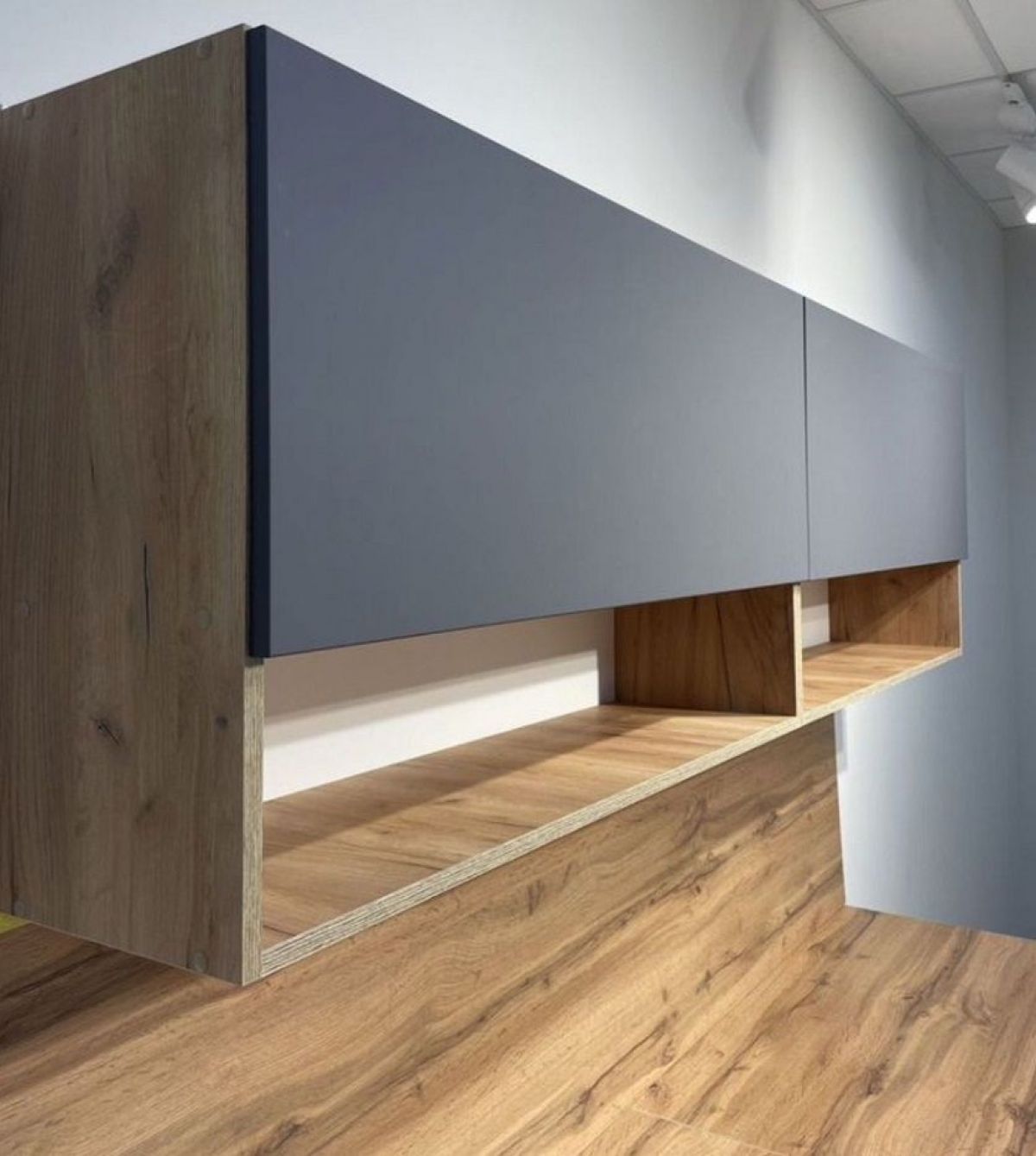 Кухонный гарнитур «Монако» 2.0 м Серия 2 МДФ с фрезеровкой (Дуб Золотой/Графит) | фото 5